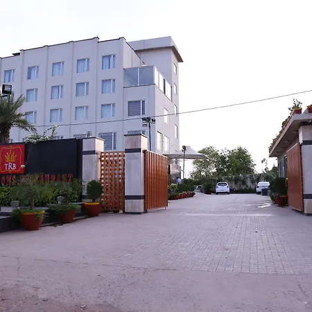 Hotel The Royal Bharti-3