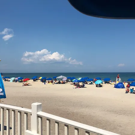 Sea Breeze Inn-2