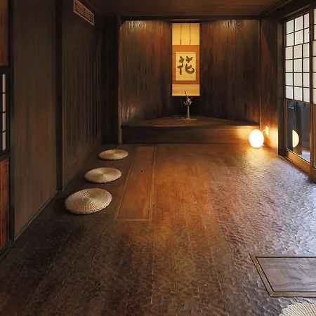 Kyomachiya Ryokan Sakura Urushitei-3