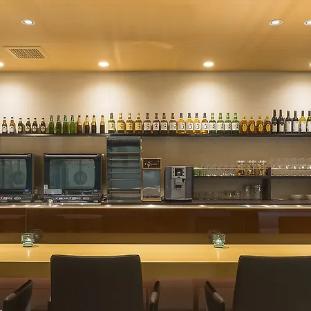 First Cabin Shinbashi Atagoyama-3