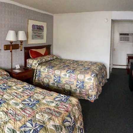Economy Inn Bloomington-3