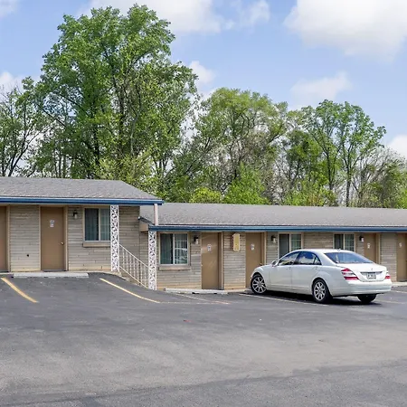 Economy Inn Bloomington-2