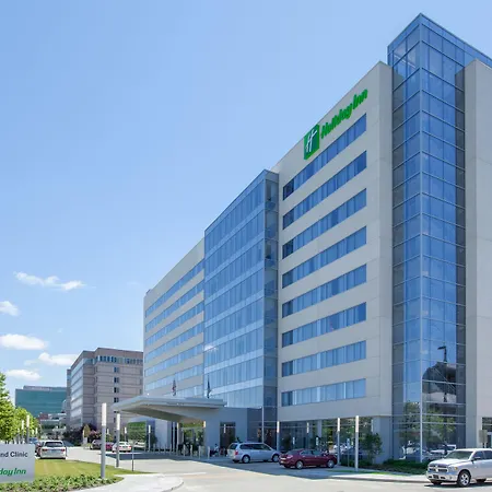 Holiday Inn Cleveland Clinic By Ihg-3