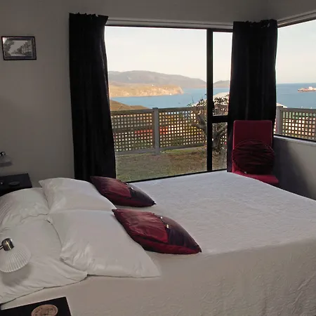 Pacific View Bed And Breakfast-3