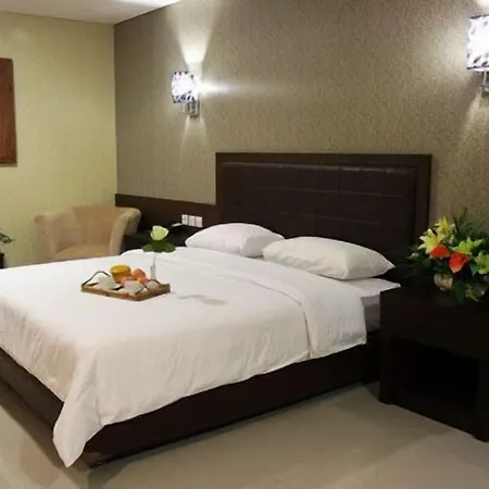 Bamboo Inn Hotel & Cafe-2