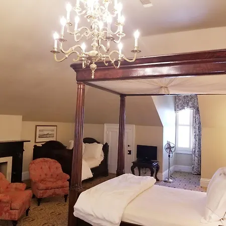 Dunleith Historic Inn-3