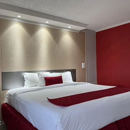 Travelodge By Wyndham Orlando At Heart Of International Drive-3