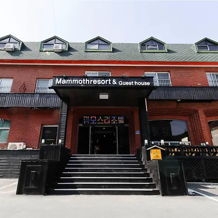 Seorak Hot Spring Mammoth Resotel-2