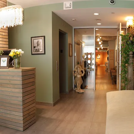 Sanctuary Nyc Retreats-3