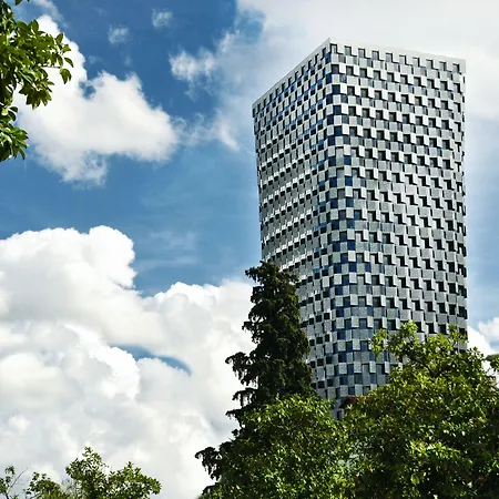 Maritim Hotel Plaza Tirana-2