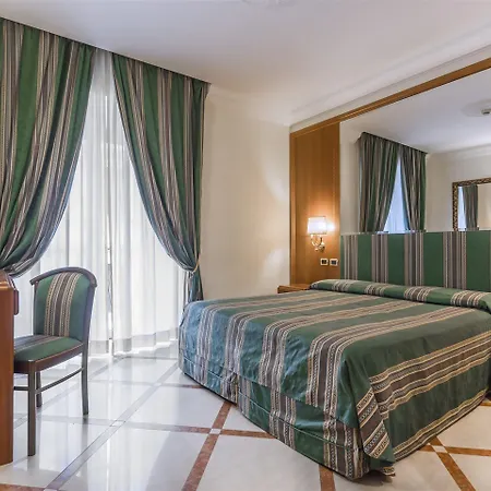 Raeli Hotel Regio-2
