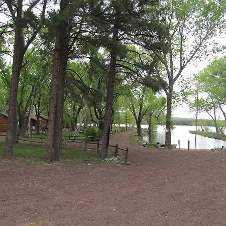 Lazy Oaks Resort-2