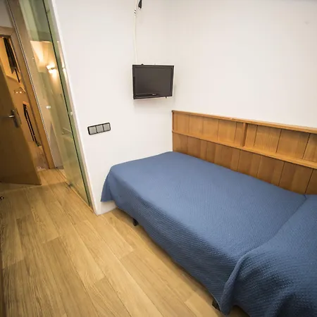 Hostal Caballeros-2