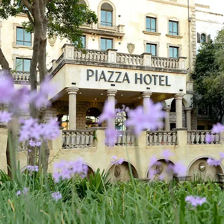 Piazza Hotel Montecasino-2