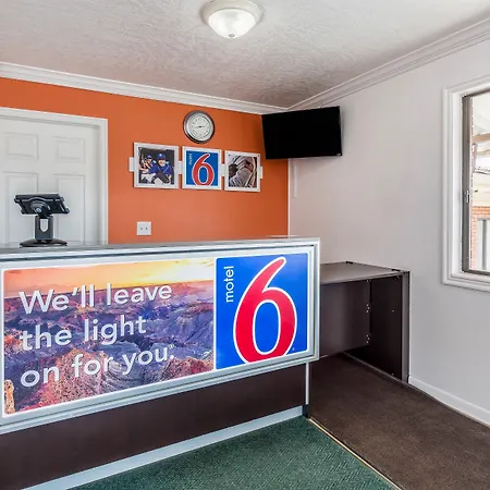Motel 6 Tremonton, Utah-3