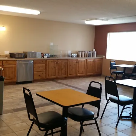 Motel West-2