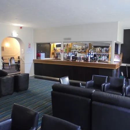 Trecarn Hotel-3