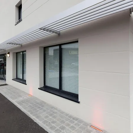 The Originals City, Marne-la-Vallée Est, Meaux ,GLASSY HOTEL-2