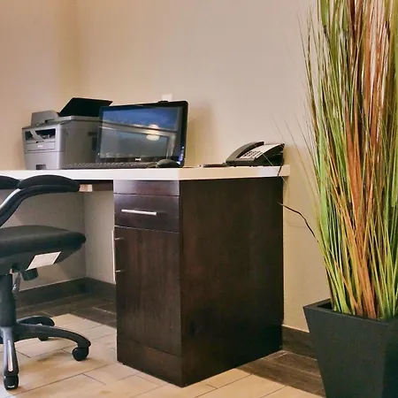 Mainstay Suites Midland-3