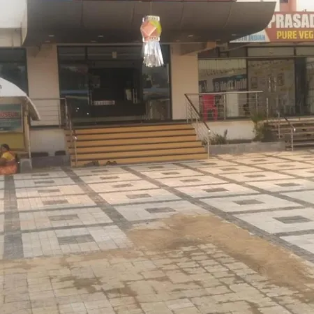 Kdm Hotel Sai Geeta Shirdi A Walk Away From Saibaba Temple-2