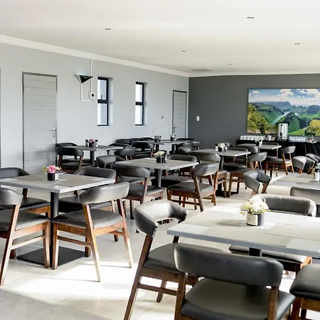 Khayalami Hotel - Secunda-2