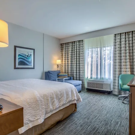 Hampton Inn Gulf Shores-3