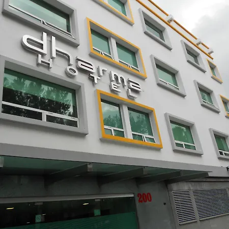 Hotel Dharma-2