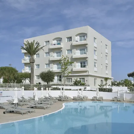 Sunrise Gardens Aparthotel-3