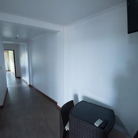 Residencial Los Lapachos-3