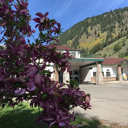 Chase Country Inn-3