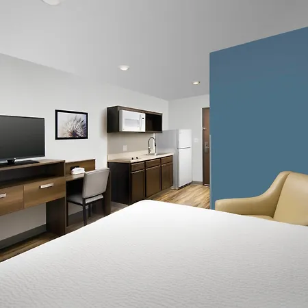Woodspring Suites Broken Arrow-2