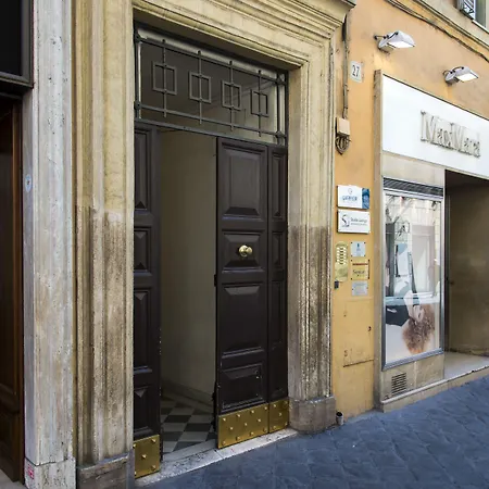 Rome Frattina27-2