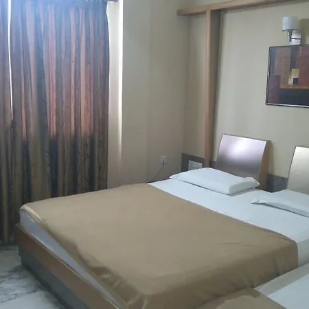 Hotel Manasa Paradise-3