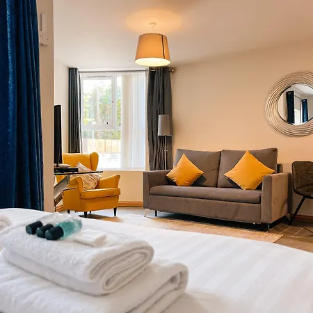 Broc House Suites-2
