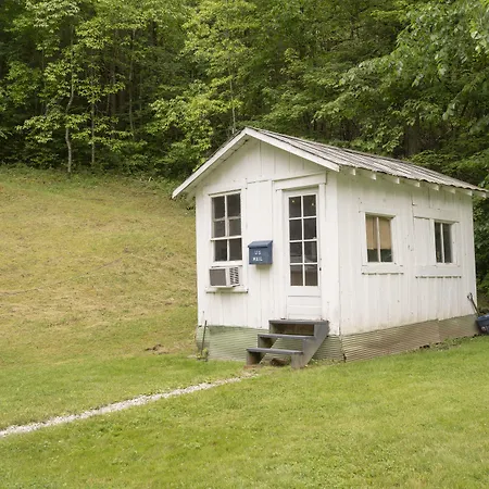 Country Road House-2
