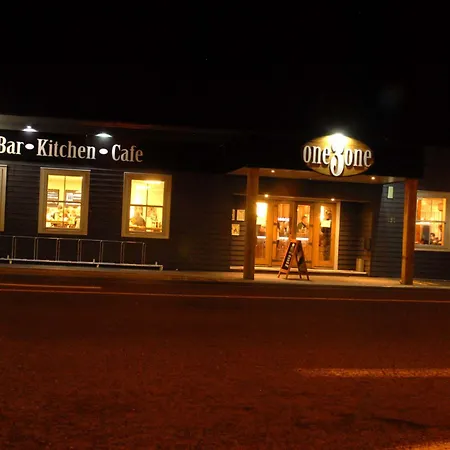 Pedlars Motel-3