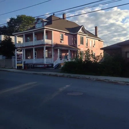 Maison Mckenzie House-2
