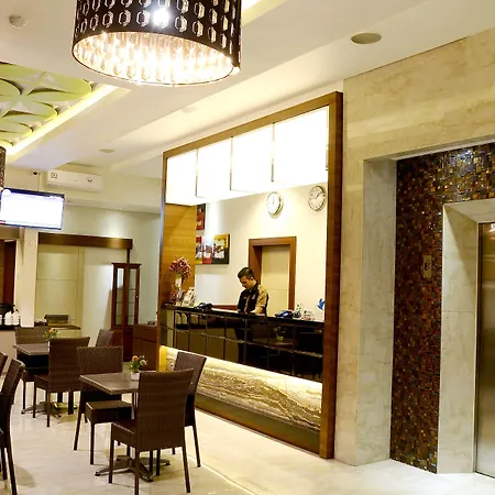 Biz Boulevard Hotel-2