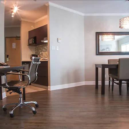 Grand Park Hotel & Suites Downtown Vancouver, An Ascend Collection Hotel-3