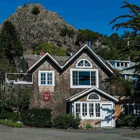 Jenner Inn-3