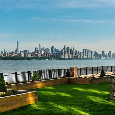 Courtyard By Marriott Edgewater Nyc Area-2