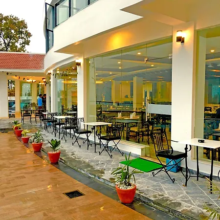 Himalayan Front Hotel By Kgh Group-2