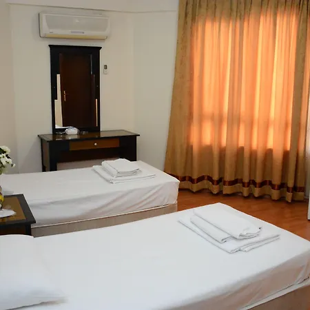 Pinus Otel-2