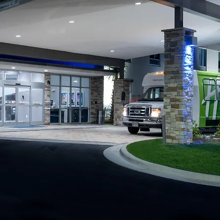 Holiday Inn Express & Suites - Charlotte Airport By Ihg-3