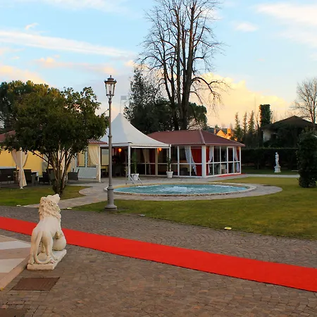 Hotel Villa Stucky-2