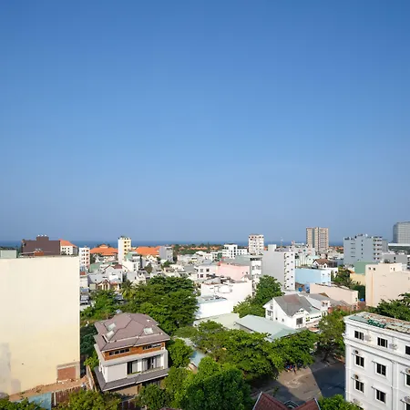 Titan Hotel Da Nang-2