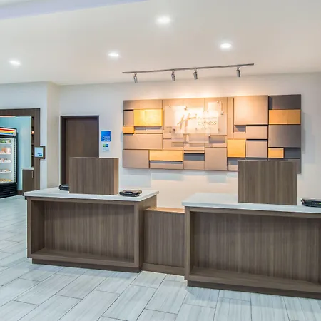 Holiday Inn Express & Suites Stillwater - University Area By Ihg-3