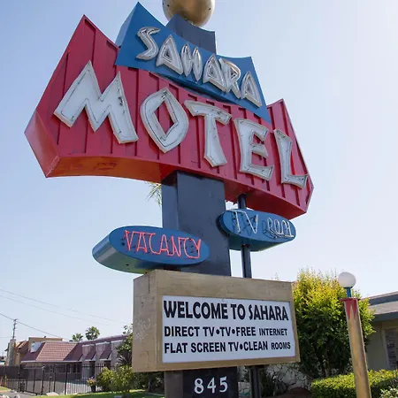 Sahara Motel-2
