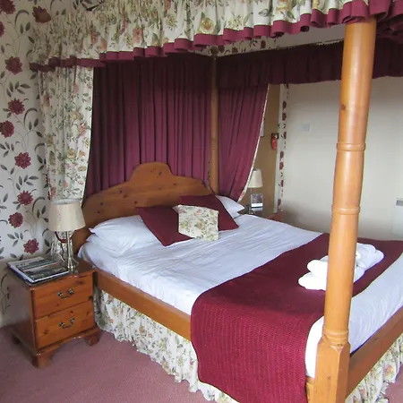 Hunters Lodge Hotel-2