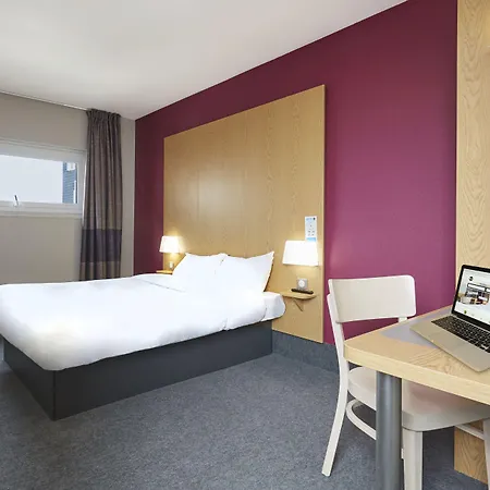 B&B HOTEL Lille Roubaix Campus Gare-2
